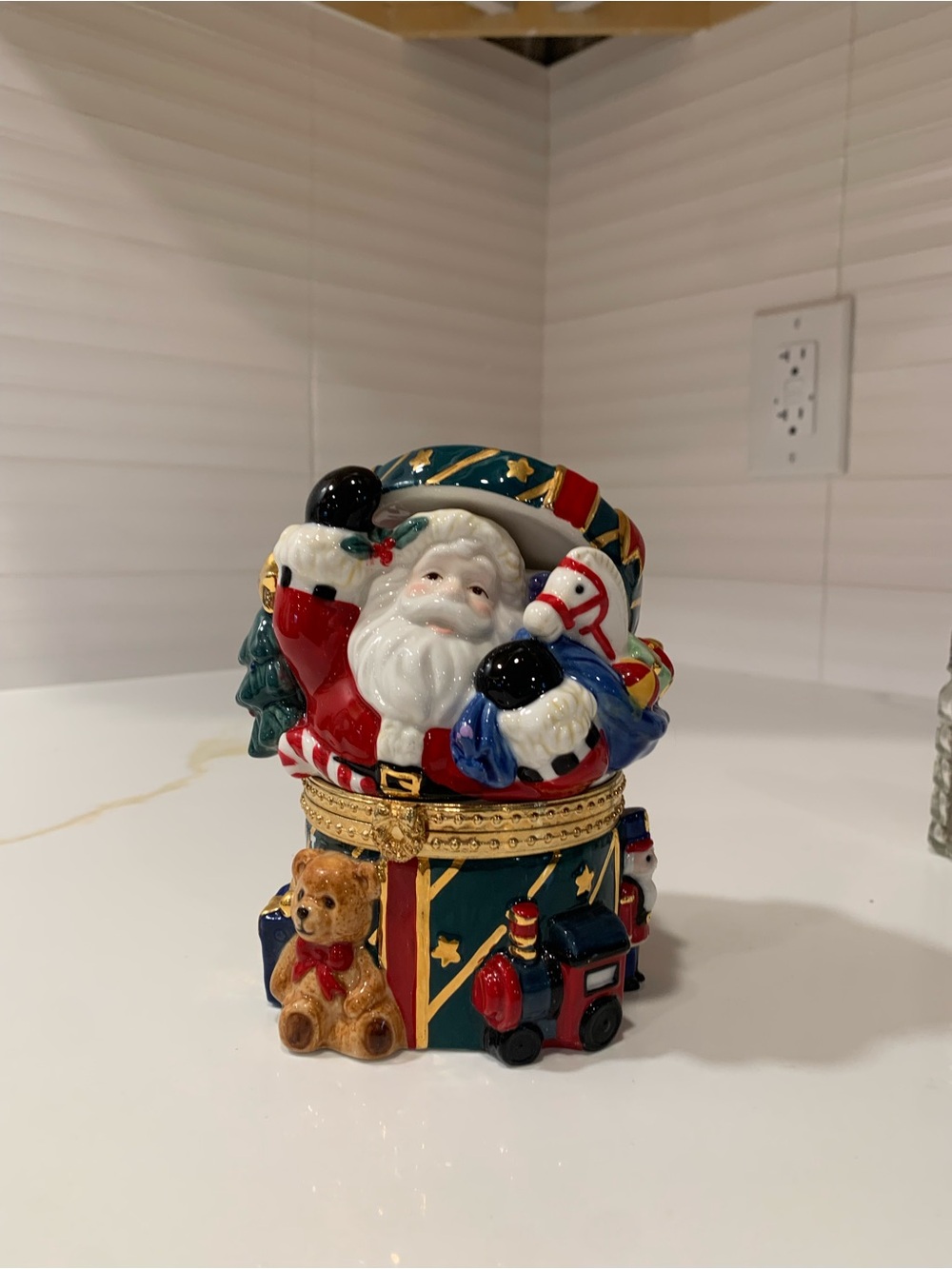 Holiday Christmas Santa Jewelry Trinket Box
